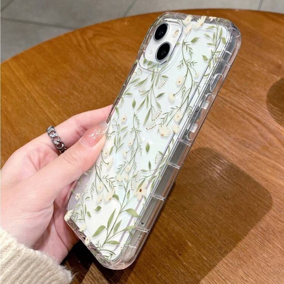⚠️Clearance iPhone 14/Pro/Pro Max Clear Leaves Phone Case - Picture 3 of 5